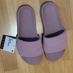 Brand New Lululemon Restfeel Slide